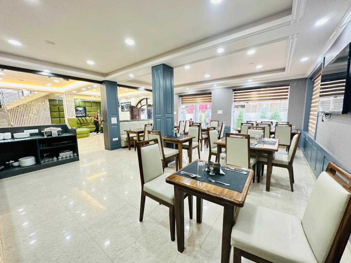 Srinagar Group Of Hotels Zewnętrze zdjęcie
