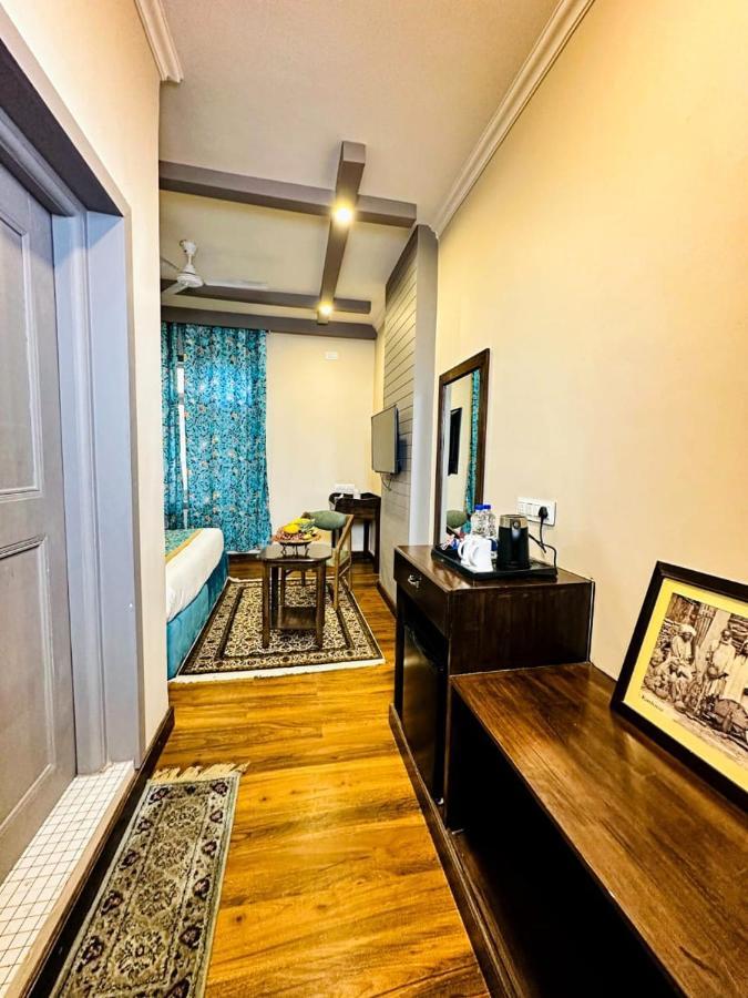 Srinagar Group Of Hotels Zewnętrze zdjęcie